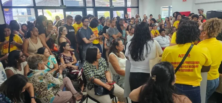 Professores-paralisam-atividades-APLB-ft-paulo-jose-acorda-cidade-3