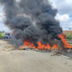 Protesto-na-BR-116-Sul-apos-atropelamento-Foto-Ed-Santos-Acorda-Cidade-180226