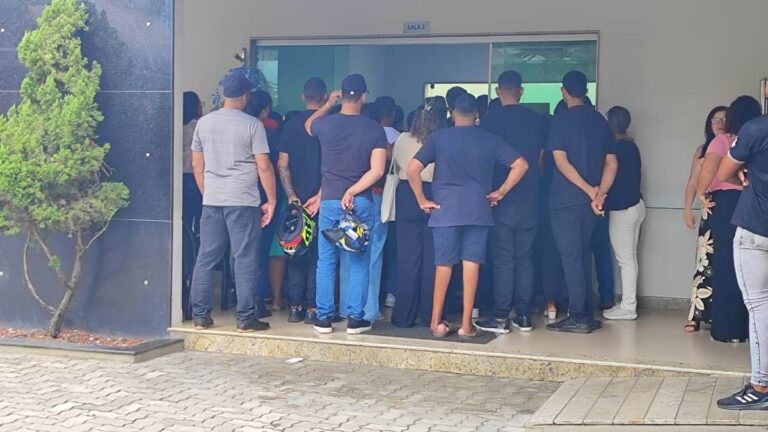 Velorio-de-Luiz-Rogerio