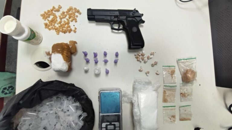 apreensao-de-drogas-em-feira-de-santana-foto-divulgacao-