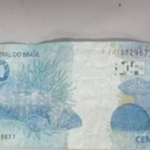 cedula-de-100-falsa-homem-preso-em-Guanambi-foto-reproducao-achei-sudoeste-