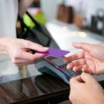 compra-no-cartao-freepik