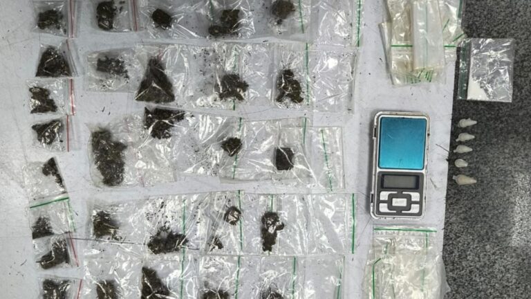 drogas-apreendidas-no-fundo-de-uma-casa-no-distrito-de-Jaiba-foto-divulgacao-