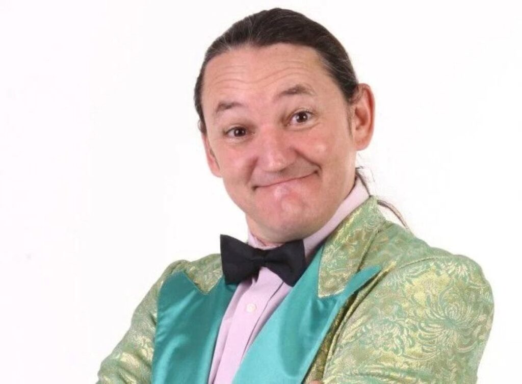 marquito-sofre-acidente-em-sao-paulo-ratinho-sbt-260226