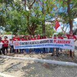 protesto-de-servidores-da-uefs-foto-ney-silva-acorda-cidade-5