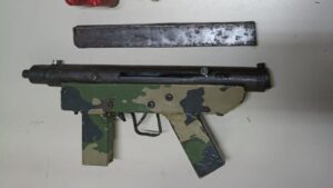 submetralhadora-apreendia-em-Feira-de-Santana-foto-divulgacao-