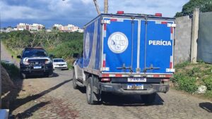 viatura-PM-Jediael-Jonatas-Santos-Lima-entregador-morto-a-tiros-bairro-santo-antonio-dos-prazeres-feira-de-santana-foto-reproducao-DPT