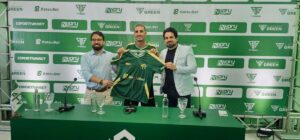 Apresentacao-oficial-do-atacante-Thaigo-Galhardo-ao-Feira-FC-Foto-Paulo-Jose-Acorda-Cidade-04