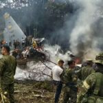 Aviao-militar-cai-na-Colombia-com-soldados-a-bordo-
