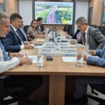 Governador-Jeronimo-Rodrigues-e-Renan-Filho-Ministros-dos-Transportes-do-Brasil-Foto-Eduardo-Aiache-GOVBA