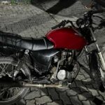 Jovem-e-detido-por-direcao-perigosa-e-fuga-da-policia-motocicleta-estava-com-sinais-identificadores-adulterados-Foto-Reproducao-CPRL