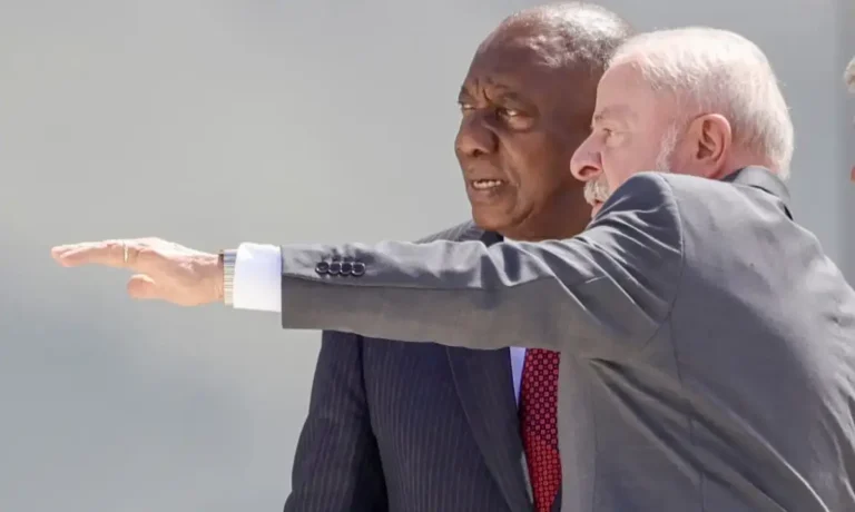 Lula-e-presidente-da-Africa-do-Sul-pzzb2107