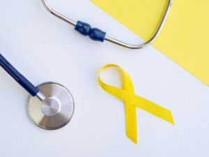 Marco-Amarelo-e-o-mes-de-conscientizacao-sobre-a-endometriose-Foto-Freepik