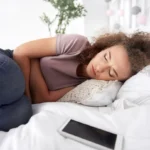 Marco-Amarelo-e-o-mes-de-conscientizacao-sobre-a-endometriose-e-seus-impactos-na-saude-da-mulher-Foto-Freepik