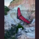 Turista-sofre-varias-fraturas-apos-cair-em-area-de-falesias-durante-voo-de-asa-delta-Foto-Porto-Seguro-Noticias