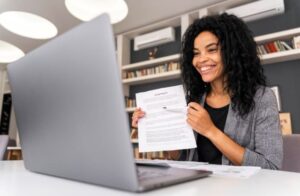 emprego-trabalho-estagio-foto-freepik