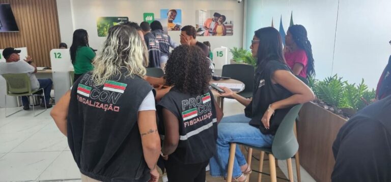 fiscalizacao-do-procon-Feira-de-Santana-Coelba-Feira-de-Santana-foto-paulo-jose-acorda-cidade-01