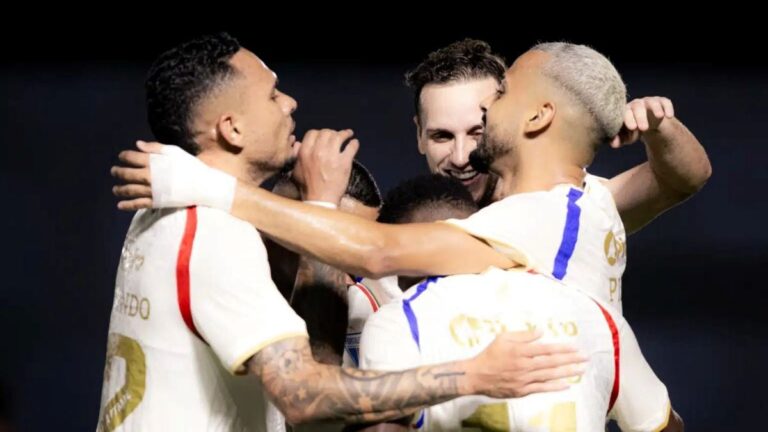 jogadores-de-futebol-Fortaleza-foto-Vinicius-Gentil-Fortaleza-EC