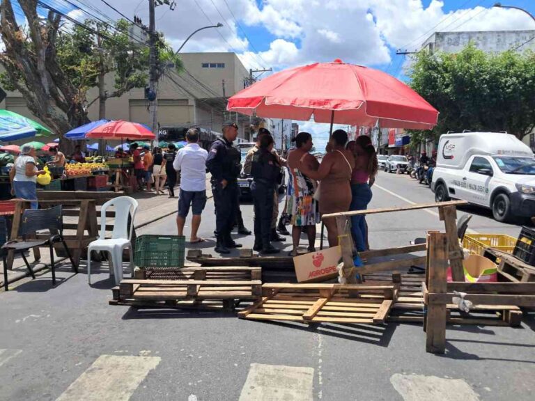 manifestacao-de-vendedores-ambulantes-foto-ney-silva-acorda-cidade-4