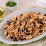 7-graos-com-uva-passa-e-frango-defumado-Foto-Divulgacao-Tio-Joao