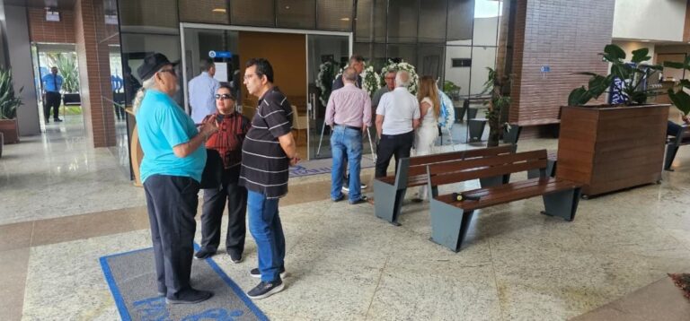 Antonio-Jose-Ferreira-Laranjeira-velorio-foto-paulo-jose-acorda-cidade-