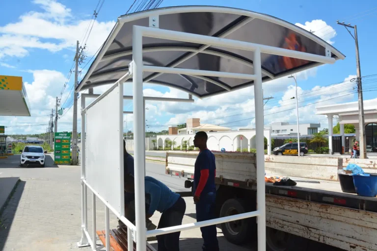 Construcao-Ponto-deOnibus-Rubens-Francisco-Dias-16-04-2026-Foto-Gabriel-Calazans-4