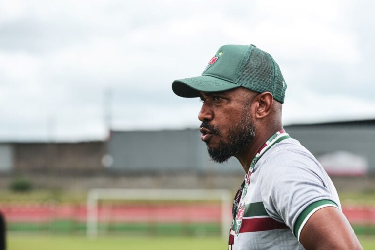 Edu-Silva-treinador-tecnico-do-elenco-sub-20-do-fluminense-de-Feira-Flu-Touro-do-Sertao-professor-foto-divulgacao-