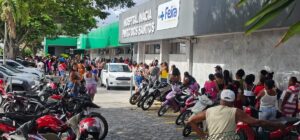 Fila-no-mutirao-pediatria-hospitald-a-mulher-foto-paulo-jose-acorda-cidade-01