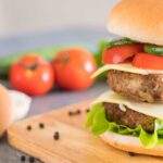 Hamburguer-Foto-Reproducao-Freepik