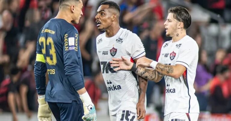 Jogo-do-Vitoria-contra-o-Athletico-PR-Foto-Victor-Ferreira-EC-Vitoria