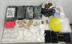 Material-apreendido-no-bairro-Mangabeira-Foto-CPR-L