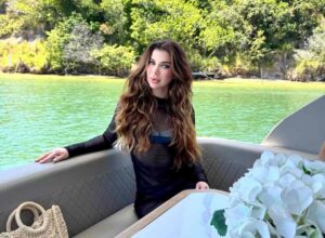 Modelo-Ana-Luiza-Mateus-Foto-Reproducao-Redes-Sociais-220426