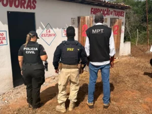 Operacao-brincar-com-fogo-