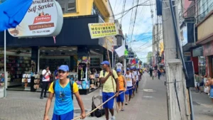 Pastor-Isidorio-faz-caminhada-em-Feira-de-Santana-Ney-Silva-acorda-cidade-2
