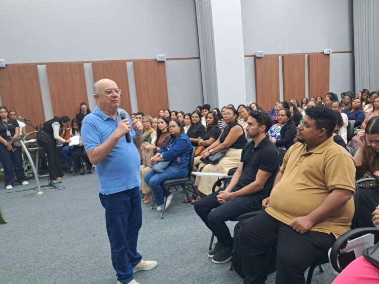 Prefeitura-cumpre-mais-uma-etapa-de-contratacao-de-professores-atraves-do-Reda-Foto-Ney-Silva-Acorda-Cidade