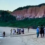 Turista-de-Minas-Gerais-morre-apos-se-afogar-em-praia-de-Arraial-dAjuda-Foto-Reproducao-Radar-News