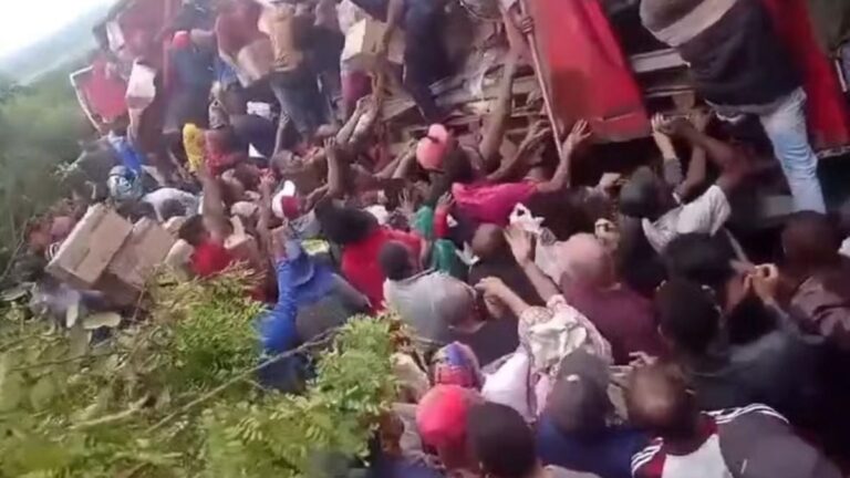 carga-de-leite-em-po-e-saqueada-foto-reproducao-