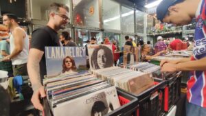 feira-de-discos-foto-ed-santos-acorda-cidade-3