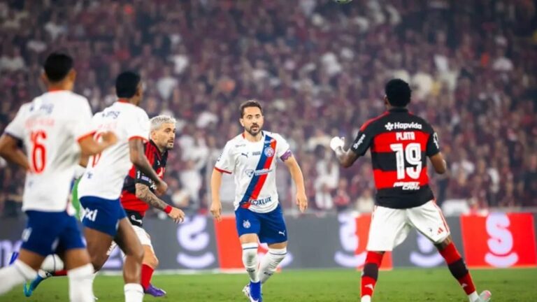 jogadores-de-futebol-Bahia-Everton-RIbeiro-FLamengo-foto-Foto-Leticia-Martins-EC-Bahia