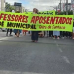 manifestacao-dos-professores-aposentados-da-rede-municipal-precatorios-ft-paulo-jose-acorda-cidade-2