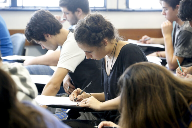 prova-concurso-Foto-Marcos-Santos-usp-imagens-universidade-prouni
