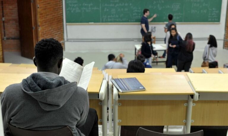 sala-de-aula-foto-arquivo-agencia-brasil