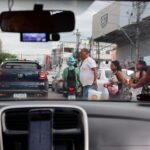 APP-aplicativo-motoboy-Uber-carro-veiculos-motoristas-transito-Avenida-Senhor-dos-Passos-em-Feira-de-Santana-foto-Jefferson-Araujo-Acorda-Cidade-