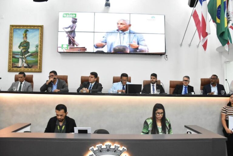 Audiencia-publica-debate-problemas-cartorarios-que-afetam-construtores-em-Feira-de-Santana-Foto-Camara-Municipal-de-Feira-de-Santana