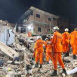 Bombeiros-atuando-apos-desabamento-de-imovel-em-Salvador-Foto-Divulgacao-
