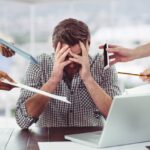Burnout-trabalho-freepik