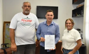 Camara-e-Sindicato-de-motoristas-por-aplicativo