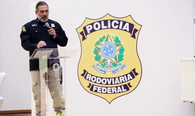 Diretor-geral-da-PRF-Fernando-Oliveira-Foto-Tom-Costa-MJSP