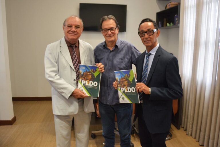 Entrega-da-PLDO-Camara-Municipal-Foto-Gabriel-Calazans