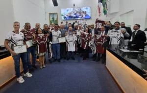 Fluminense-de-Feira-recebe-homennagem-na-Camara-ft-ney-silva-acorda-cidade-